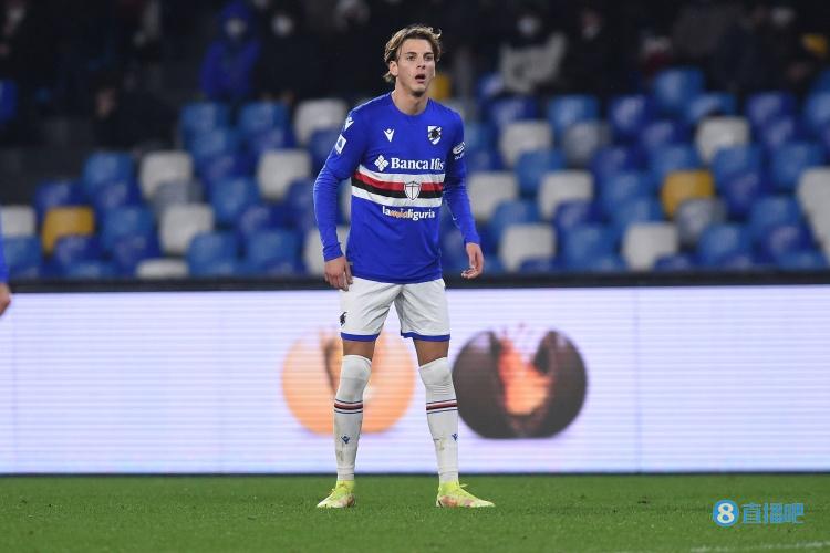 角的青年 角的青年